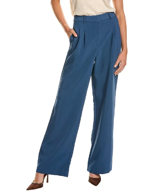 Palazzo women trousers for a flowy and comfortable feelAlexia Admor Elia Pleated Wide Leg Pant