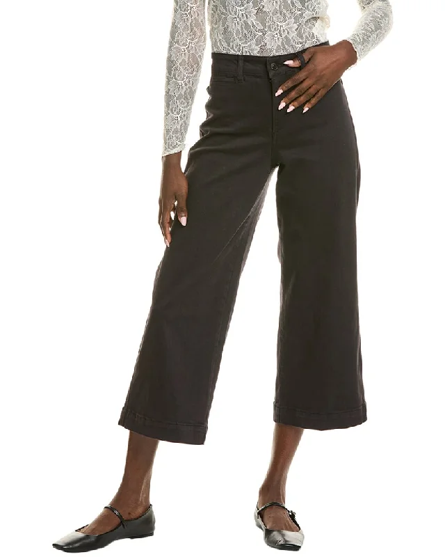 Bootcut women trousers to pair well with different shoesOat New York Pant