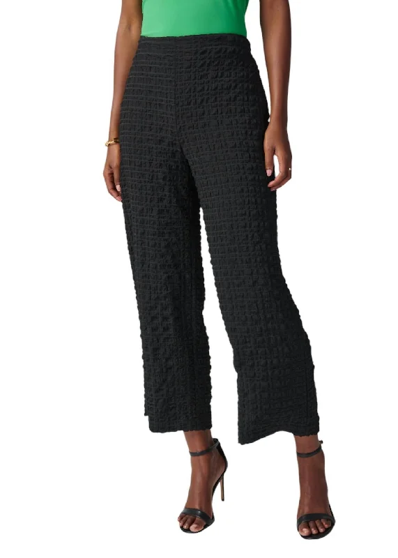 Metallic women trousers for a glamorous and eye - catching styleTextured And Checkered Wide Leg Pant In Black