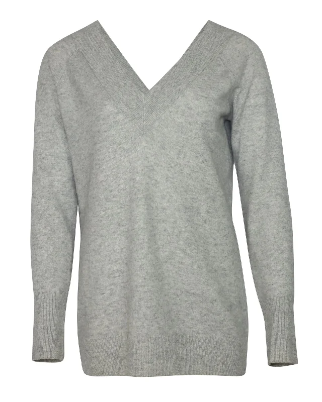 Organic Cotton Women Sweater for an Eco - Friendly ChoiceEquipment V-necked Sweater in Grey Cashmere