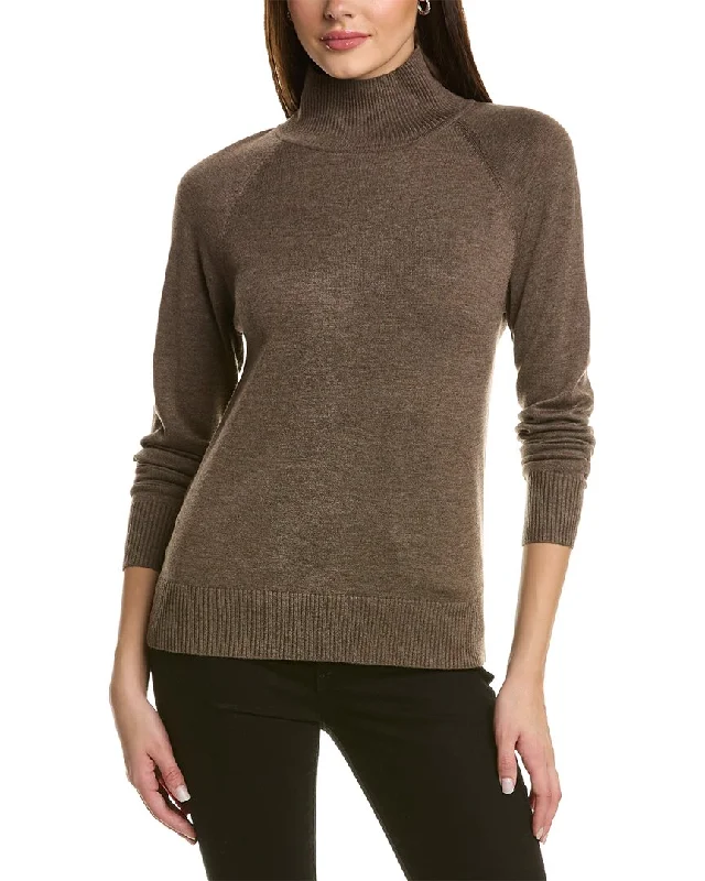 V - Neck Women Sweater to Elongate the NecklineSKEA Dove Wool-Blend Sweater