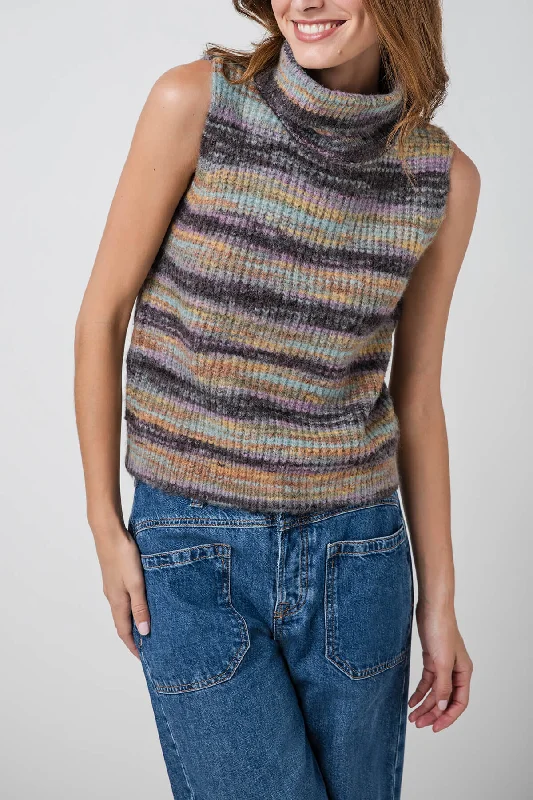 Lightweight Women Sweater for Spring and FallMolly Bracken Knitted Sleeveless Sweater