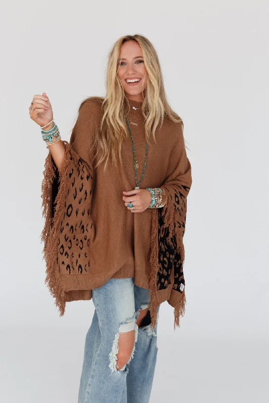 Hand - Knitted Women Sweater with Artisanal CharmTate Animal Print Poncho - Camel