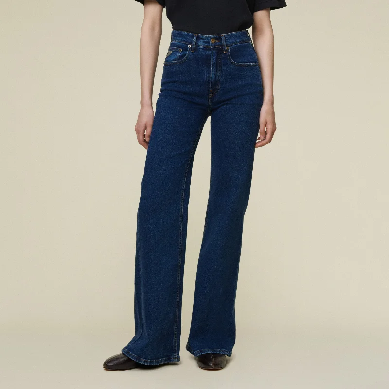 Light - wash women jeans for a fresh and summery appearancePalas Night Blue Drift - High Rise Flare