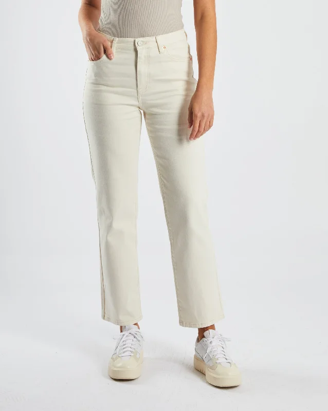 Mom jeans for a nostalgic and casual lookRegan Straight Leg Cream