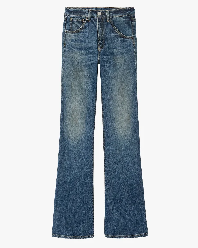 Skinny women jeans with a form - fitting designCelia Jean