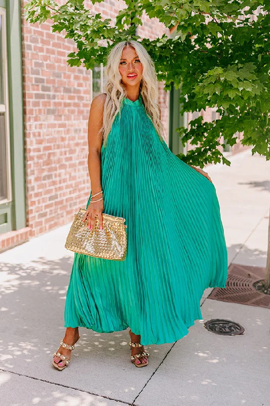 Wrap - Style Women Dress with Adjustable Fit for All Body TypesForever Stunning Pleated Maxi In Kelly Green