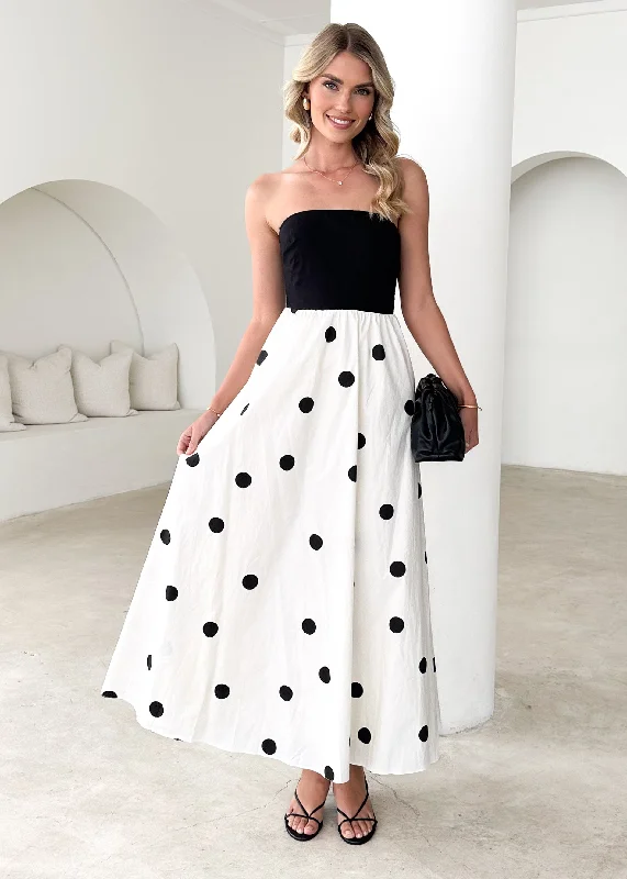 Maxi Women Dress with Floral Print for a Bohemian VibeNadya Strapless Maxi Dress - Black Polka