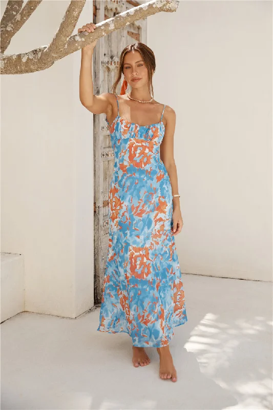 Lace - Embellished Women Dress for an Elegant and Sophisticated AppearancePeony Pillow Maxi Dress Blue