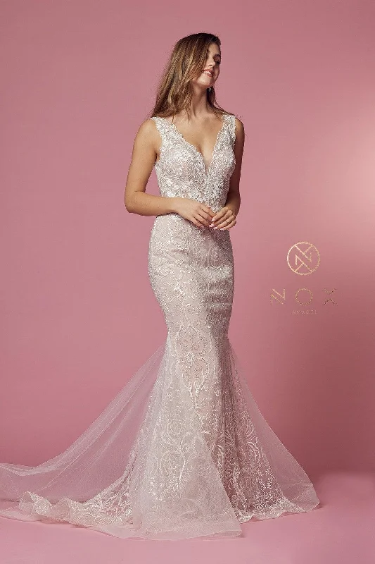 Mermaid - Style Women Dress with a Fitted Silhouette for Special OccasionsSleeveless Formal Long Wedding Gown