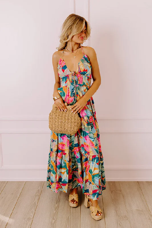 Halter Neck Women Dress to Show Off the Shoulders and NecklineTropical Fizz Maxi Dress