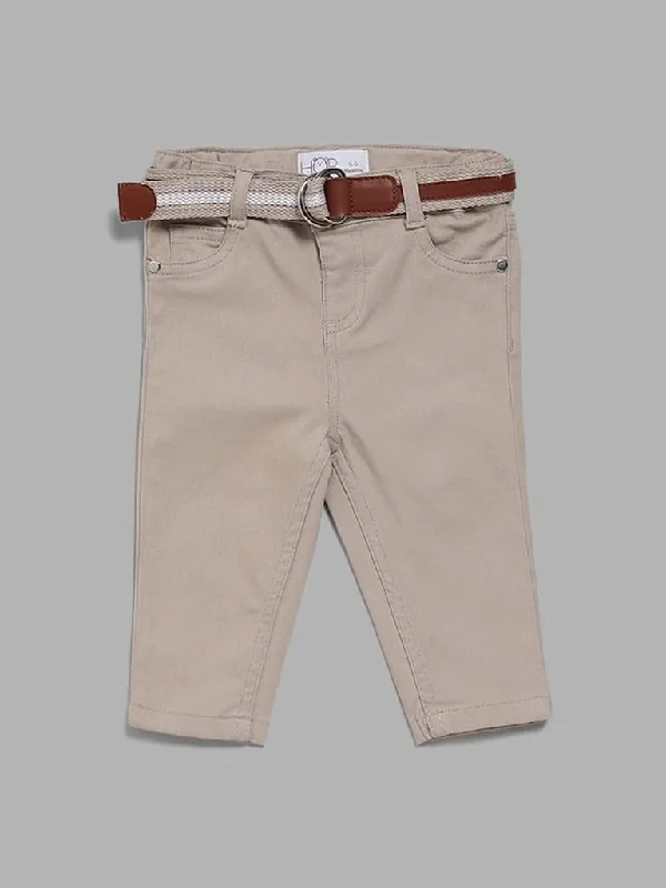 Twill Women Shorts with a Smooth Texture and DurabilityHOP Baby Beige Relaxed - Fit Mid - Rise Jeans with Belt