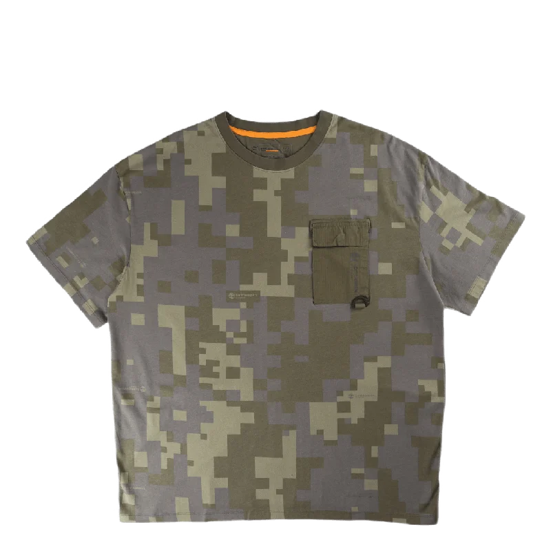 Organic Cotton Women T Shirt for Eco - Conscious WearersRaeburn X Ek+ Ss Pocket Tee Ao Digi Camo Aop