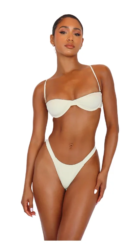 Tropical - themed bikini for a vacation - ready beach outfitMELINA UNDERWIRE TOP - VANILLA